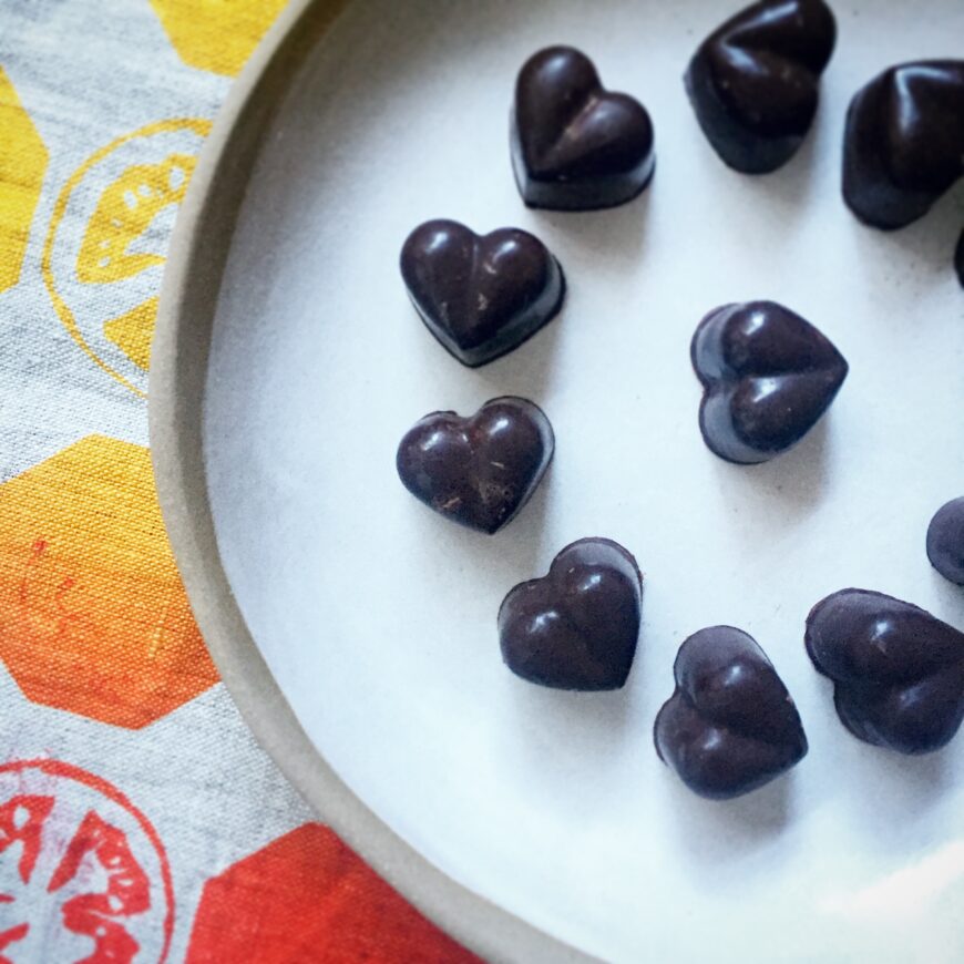 Peppermint Brittle Choc Hearts Low Tox Life